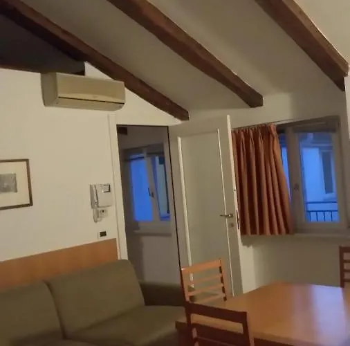 Ξενοδοχείο με διαμερίσματα Al Granzo