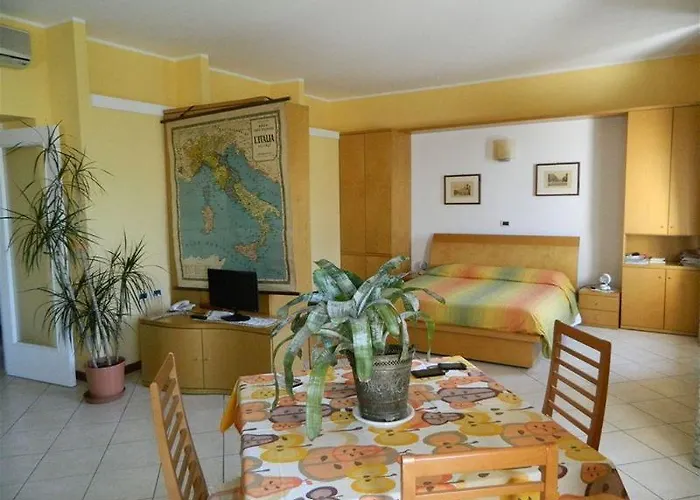 Ξενοδοχείο με διαμερίσματα Al Granzo Τεργέστη