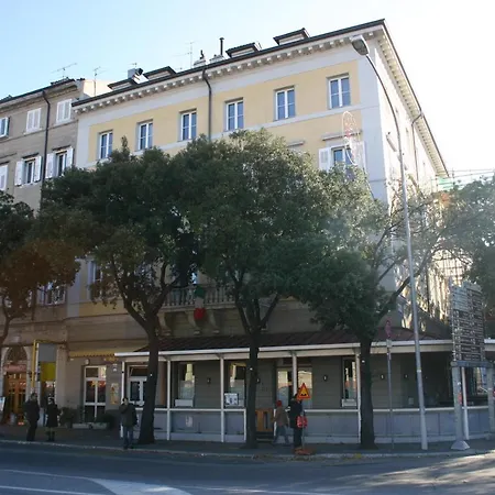 Al Granzo Aparthotel Triëst