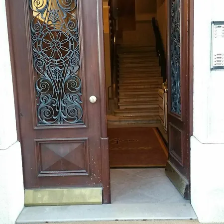 Al Granzo Апарт-отель 4*